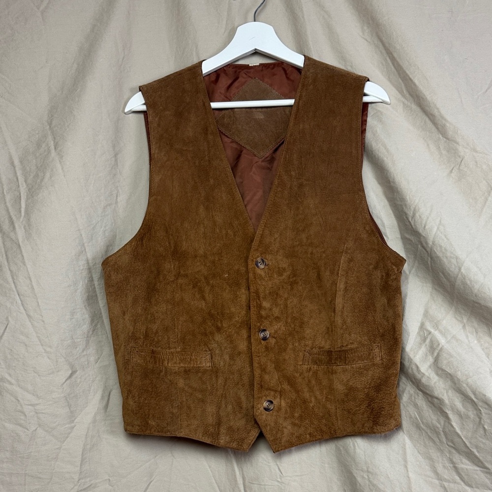 Vintage Roundtree & Yorke men’s leather suede vest